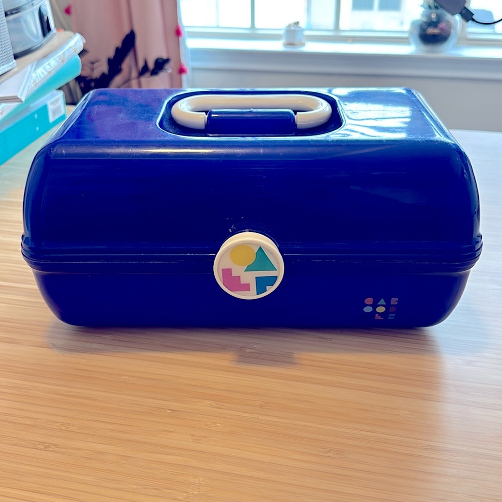90s Royal Blue Caboodles Carry Case